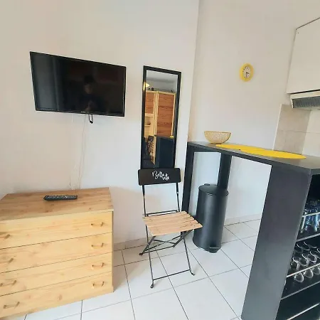 Cosy 4 Pers Avec Piscine, A 5 Min De La - Fr-1-326-761 * Marseillan (Herault)