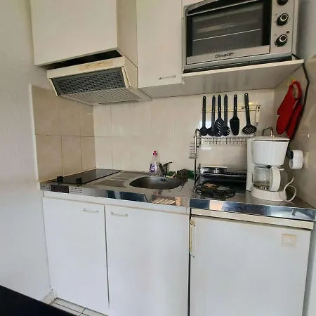 Appartement Cosy 4 Pers Avec Piscine, A 5 Min De La - Fr-1-326-761 *