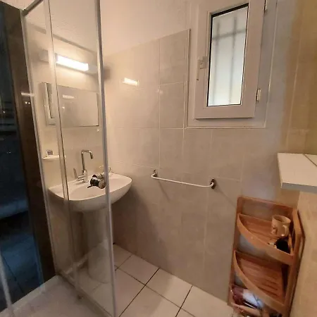 Cosy 4 Pers Avec Piscine, A 5 Min De La - Fr-1-326-761 *